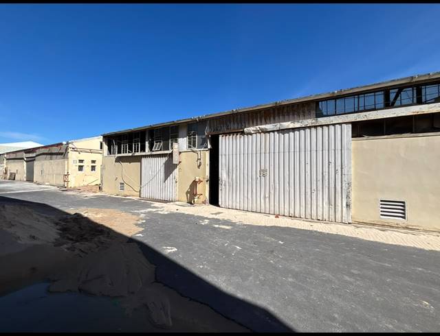 565M² WAREHOUSE TO LET IN EPPING INDUSTRIAL